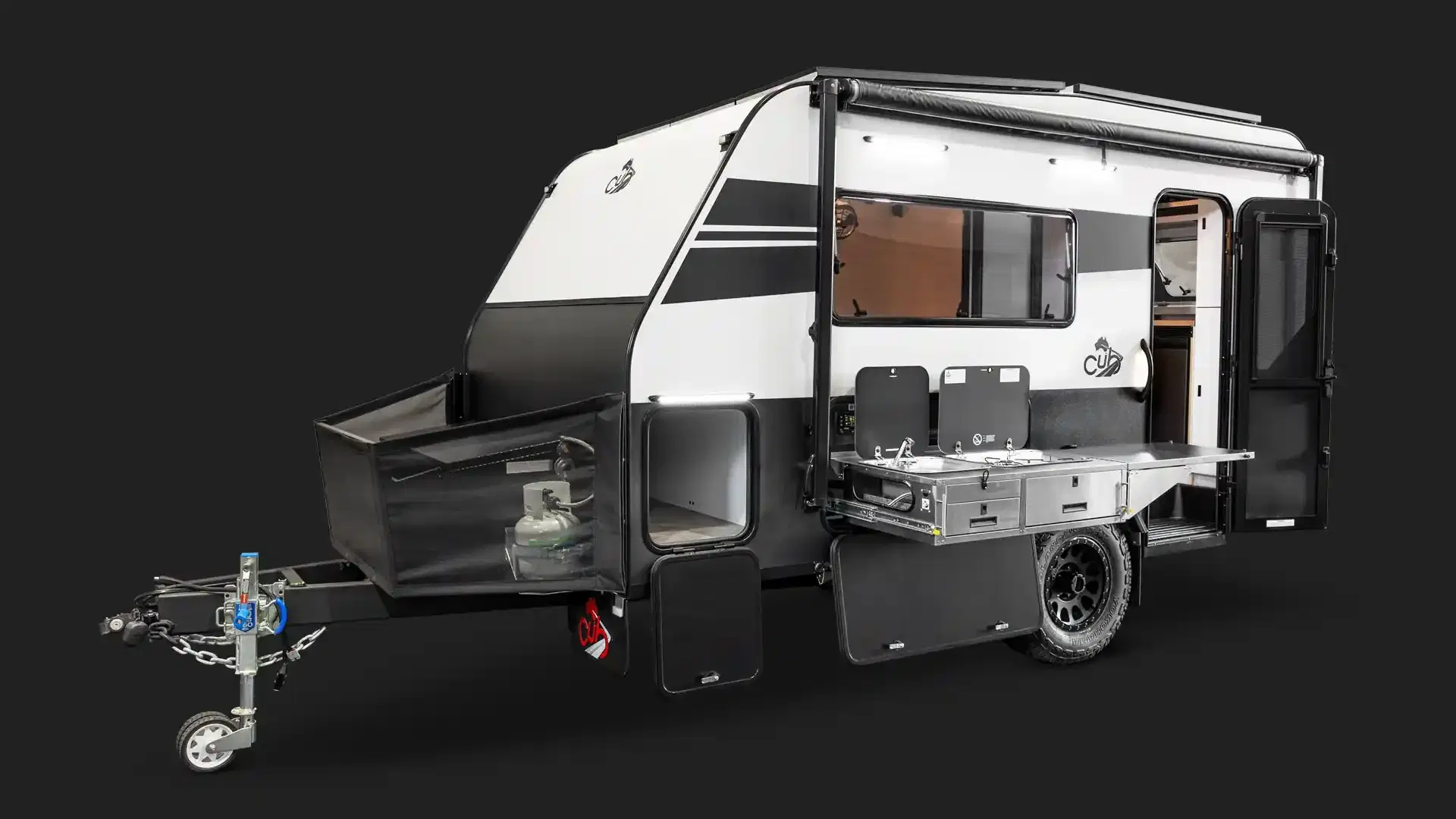Wollemi Off-Road: Luxury caravan exterior